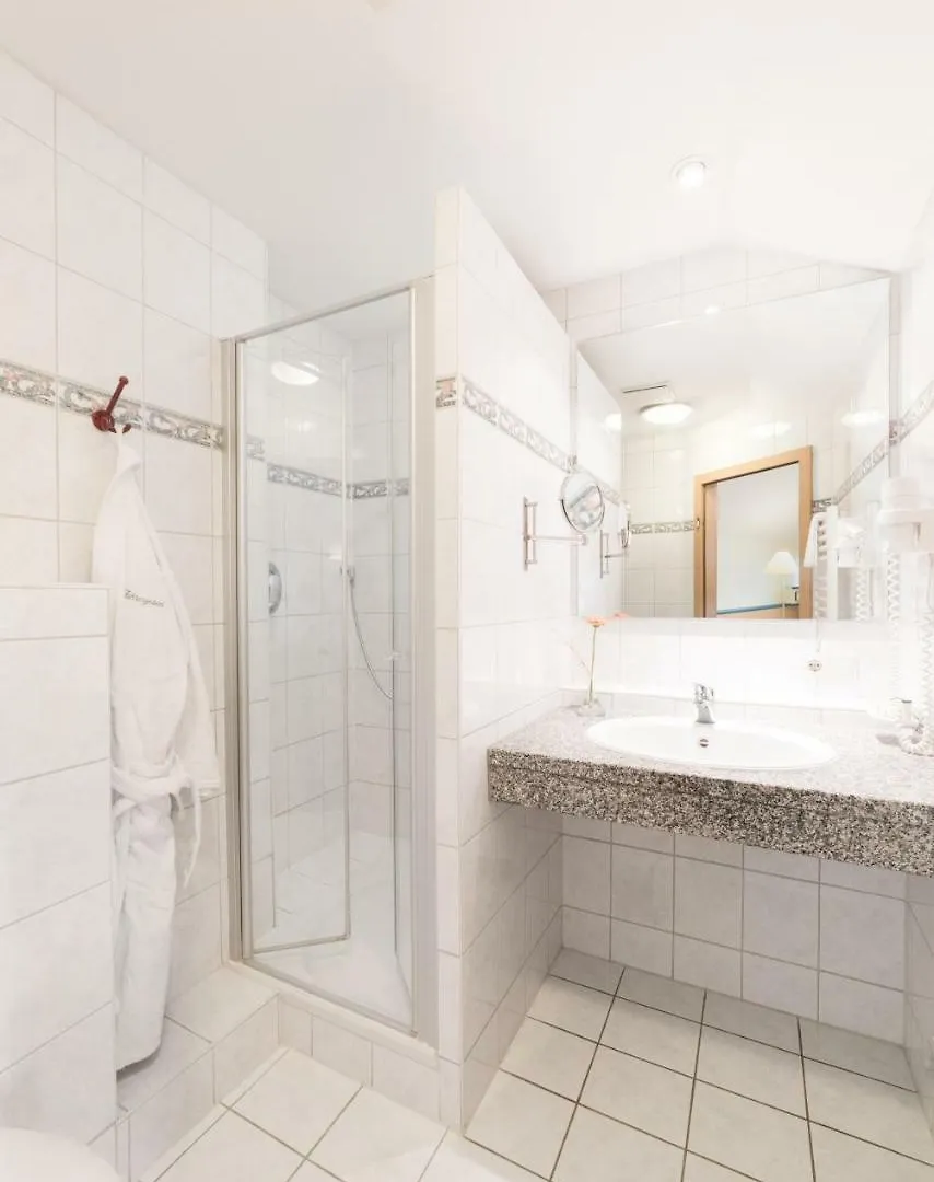 Hotel Garni Vier Jahreszeiten Bad Fussing